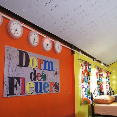 Dorm Des Fleurs Hostel Khao Lak Zewnętrze zdjęcie