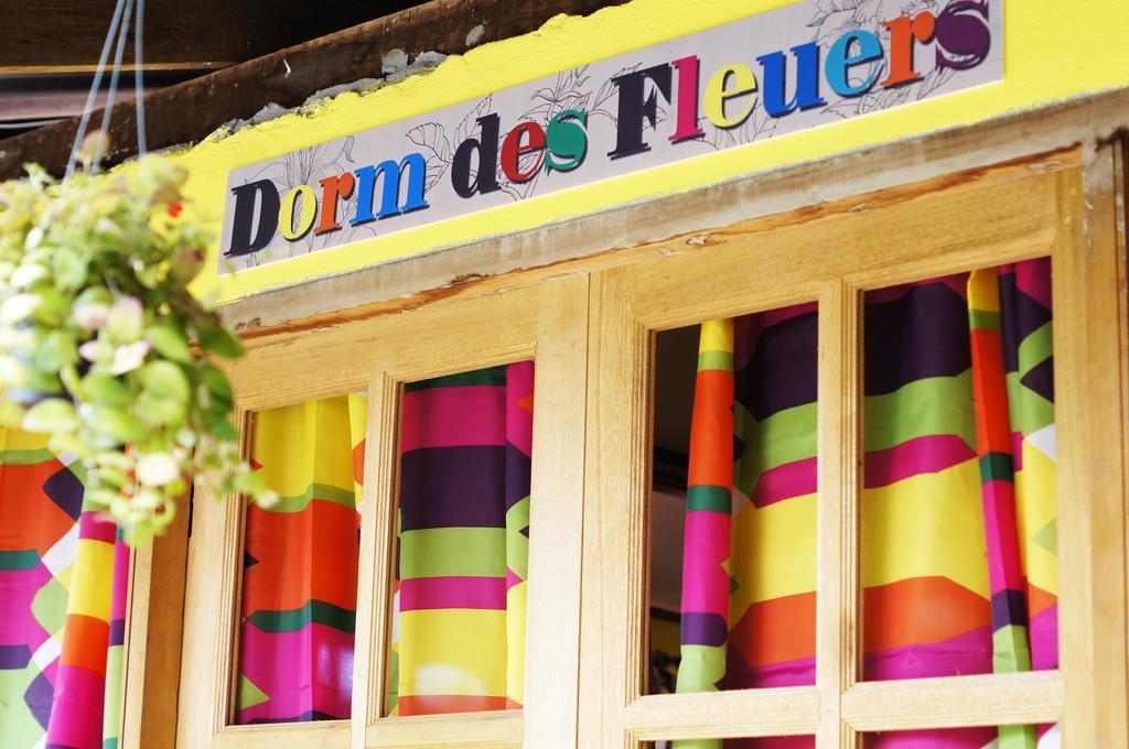 Dorm Des Fleurs Hostel Khao Lak Zewnętrze zdjęcie