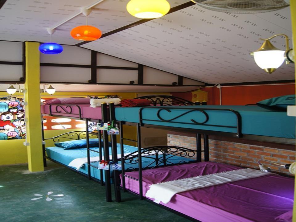 Dorm Des Fleurs Hostel Khao Lak Zewnętrze zdjęcie