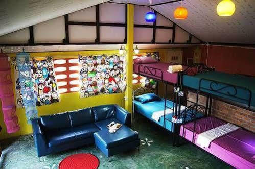 Dorm Des Fleurs Hostel Khao Lak Zewnętrze zdjęcie
