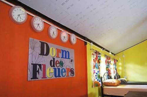 Dorm Des Fleurs Hostel Khao Lak Zewnętrze zdjęcie
